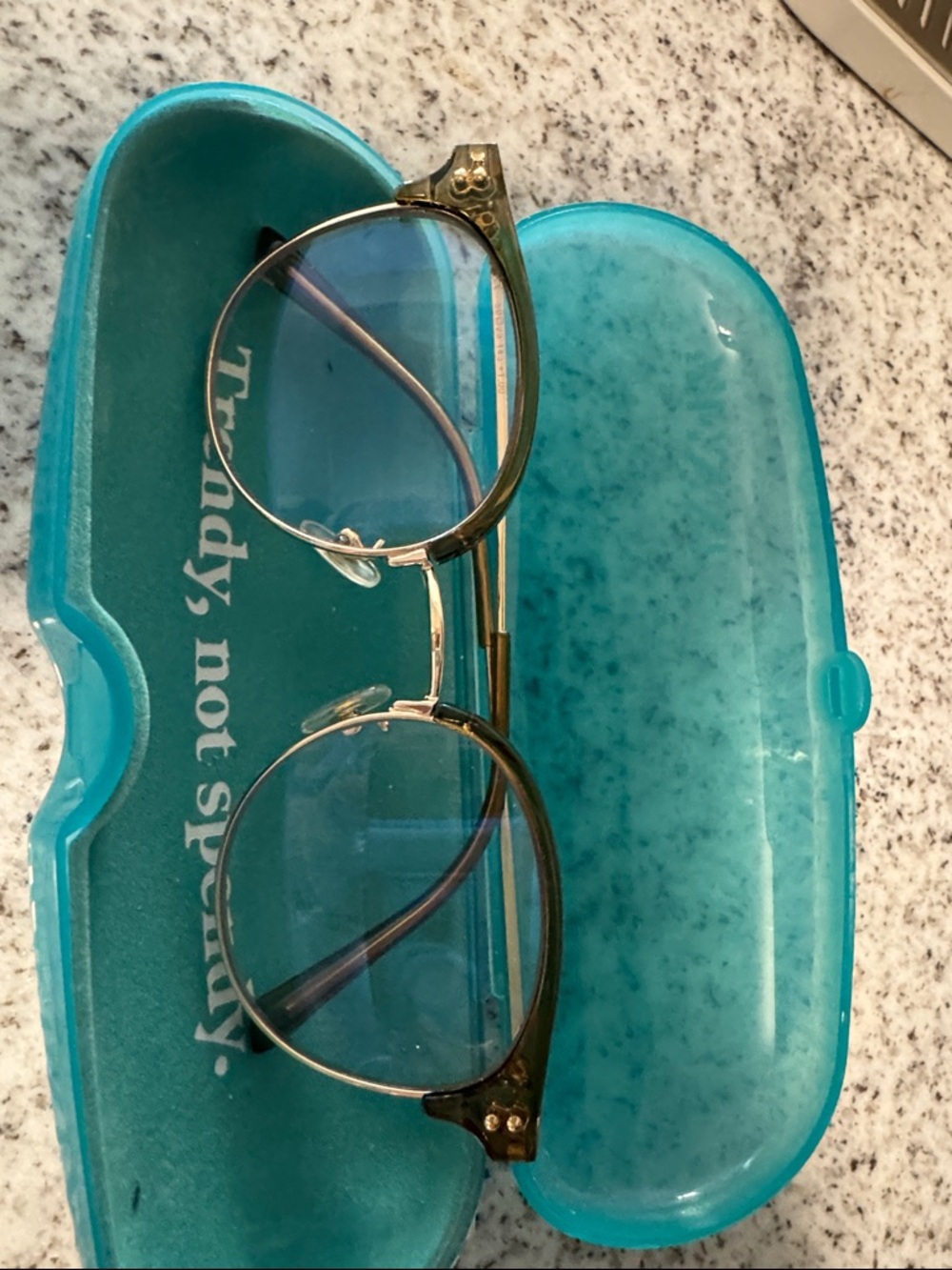Zenni readers +1.0 with case